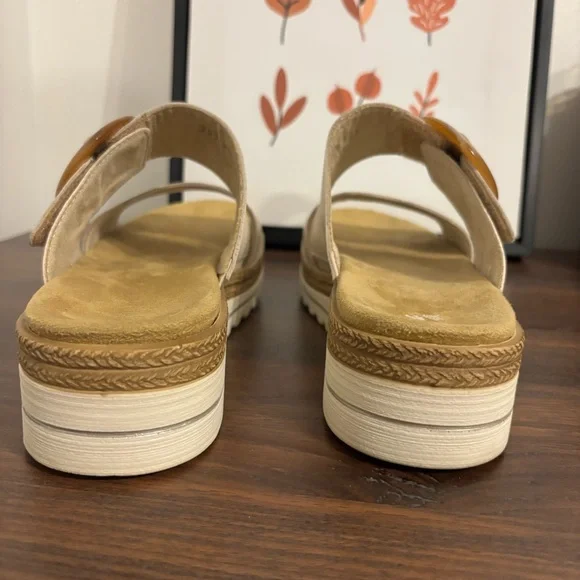 Remonte Jocelyn Slide in Copper - Picture 8 of 10